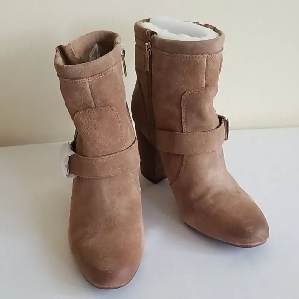 Vince Camuto Simlee Taupe Suede Bootie, NEW, SZ. 9